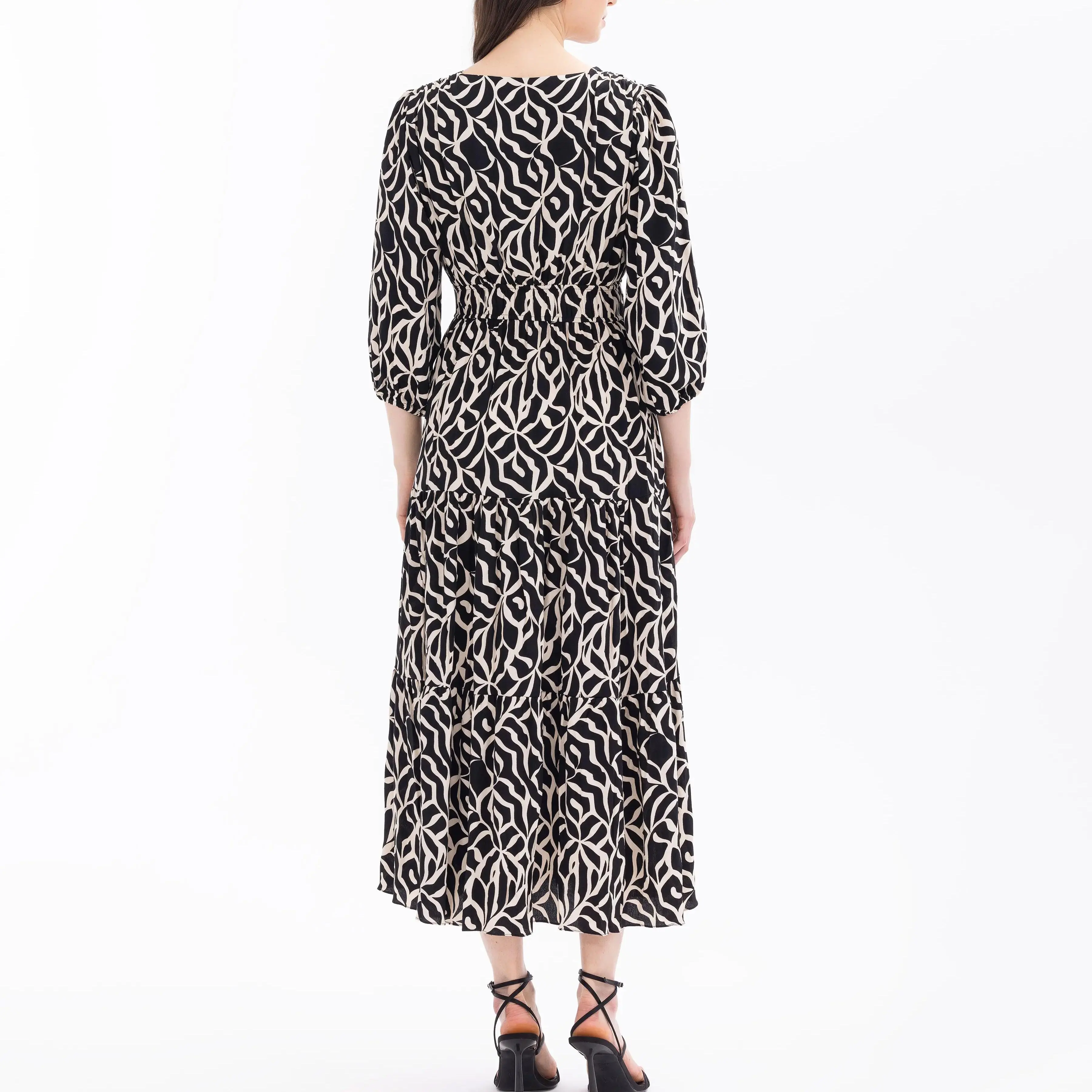 custom-v-neckline-mid-sleeve-dress5