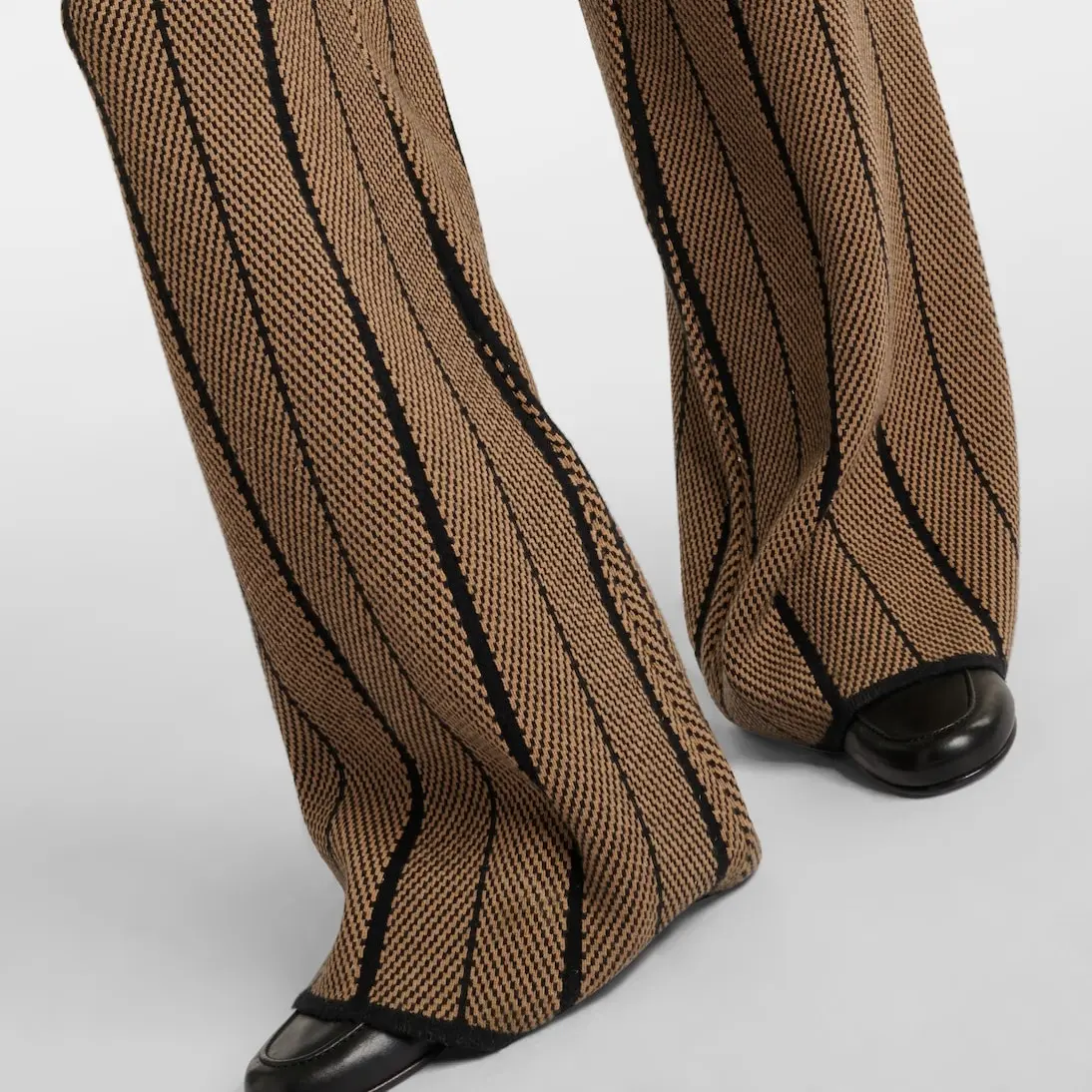 Herringbone Wool Jacquard Straight-Leg Pants (5).jpg