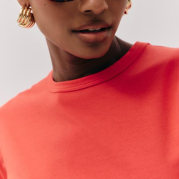 Women custom Red Cotton Ruched Side Asymmetric Hem T-shirt.jpg