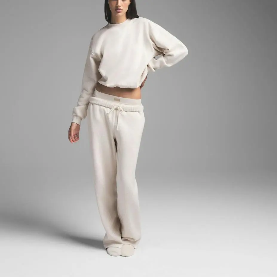 Factory Autumn Winter Solid Color Round Neck Pullover Fashion Casual Long Sleeve Women Hoodies.jpg