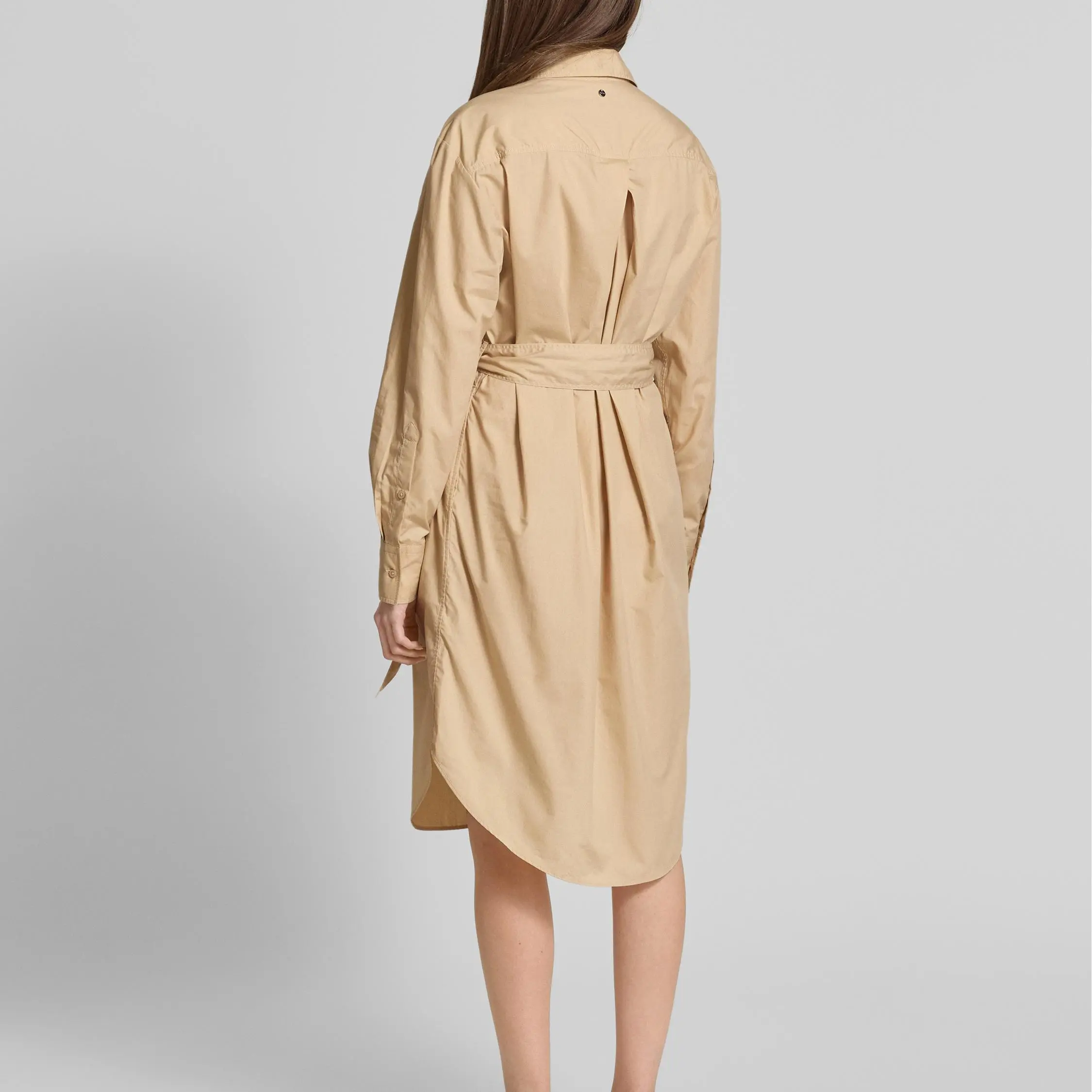 Knee-length dress with tie belt (4).jpg