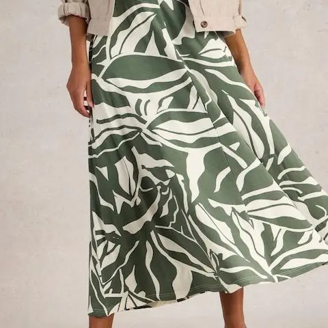 Custom White Stuff Green Jada Jersey Maxi Skirt (4).jpg