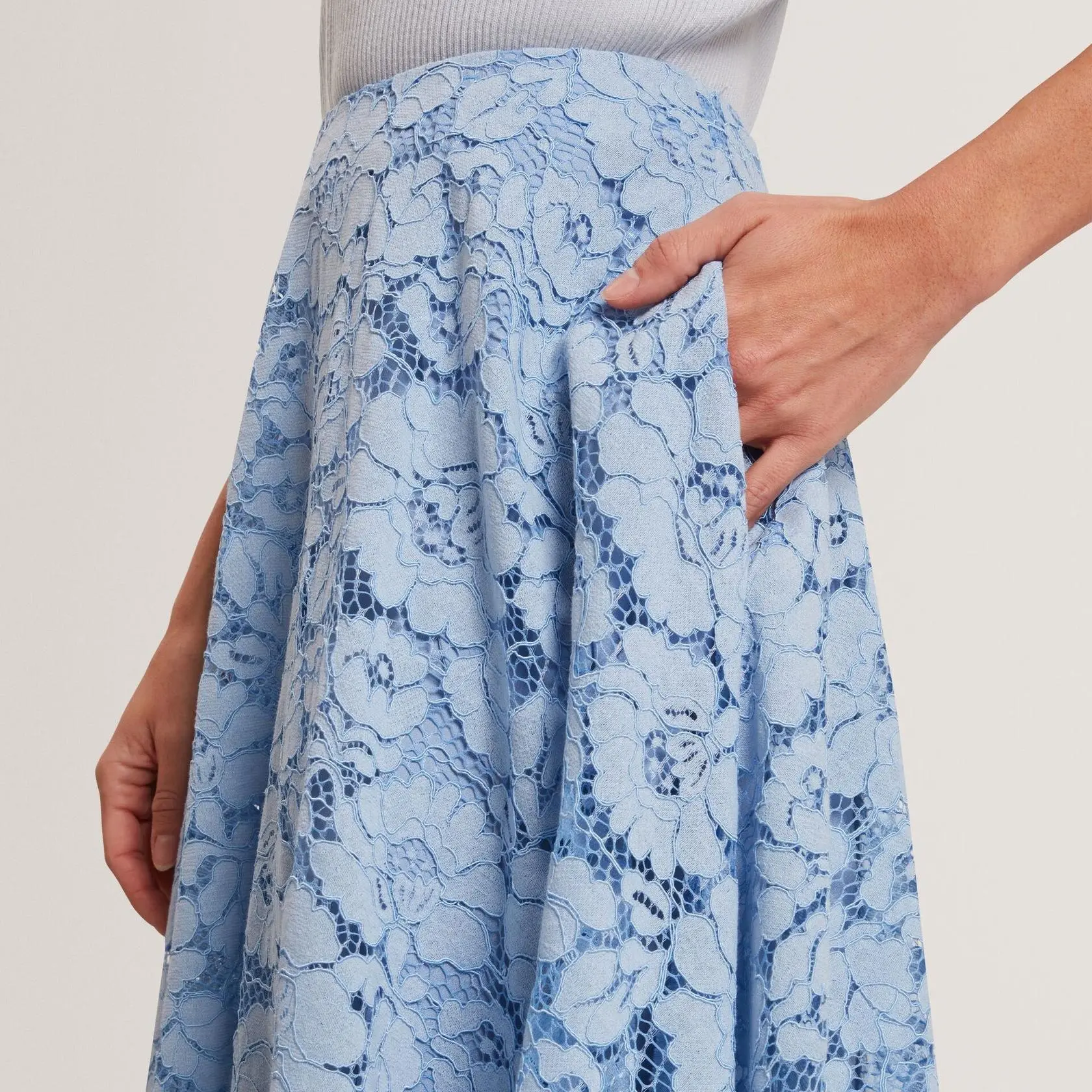 Lace Voluminous A-Line Midi Skirt (4).jpg