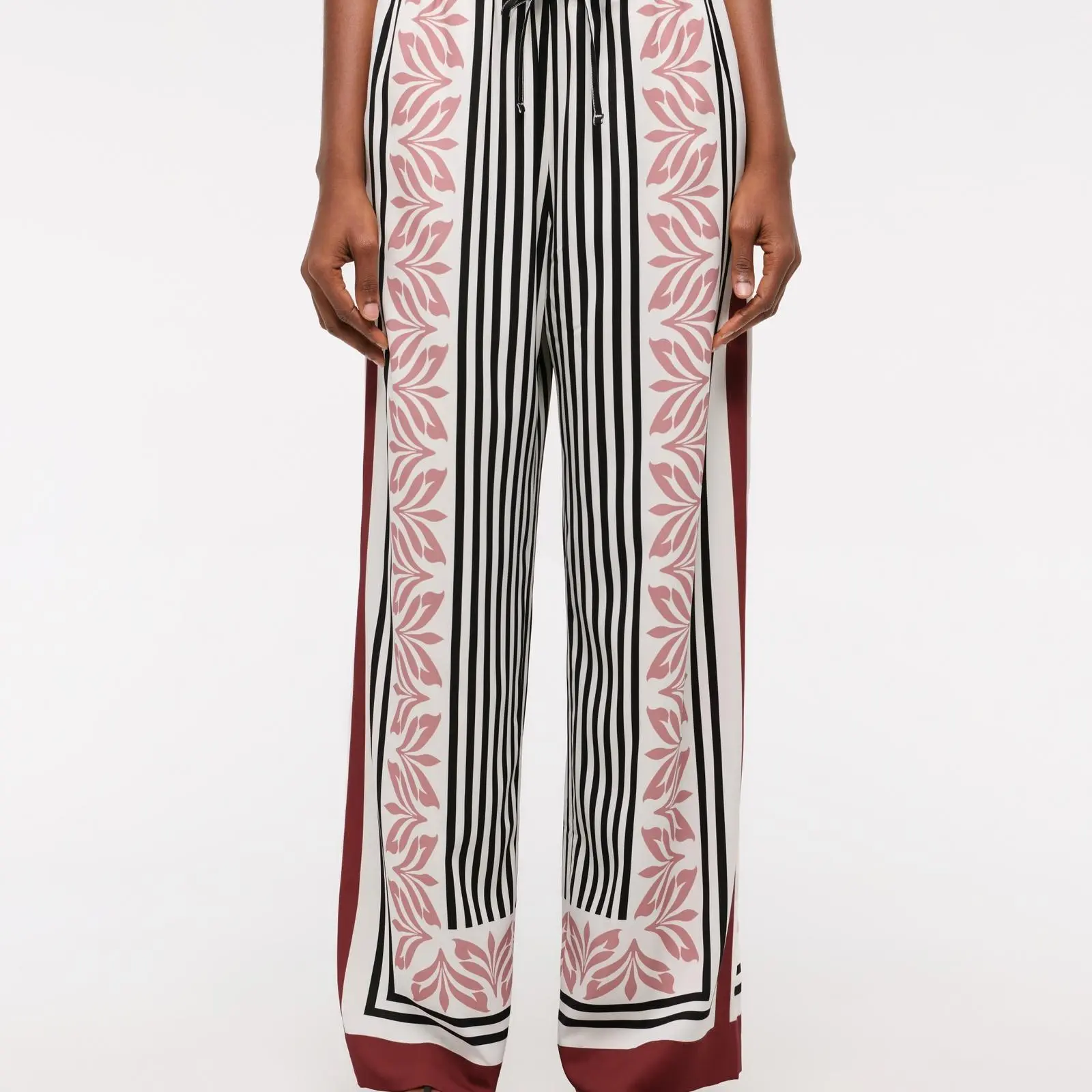 Drapey Wide Leg Pull-On Pant (6).jpg