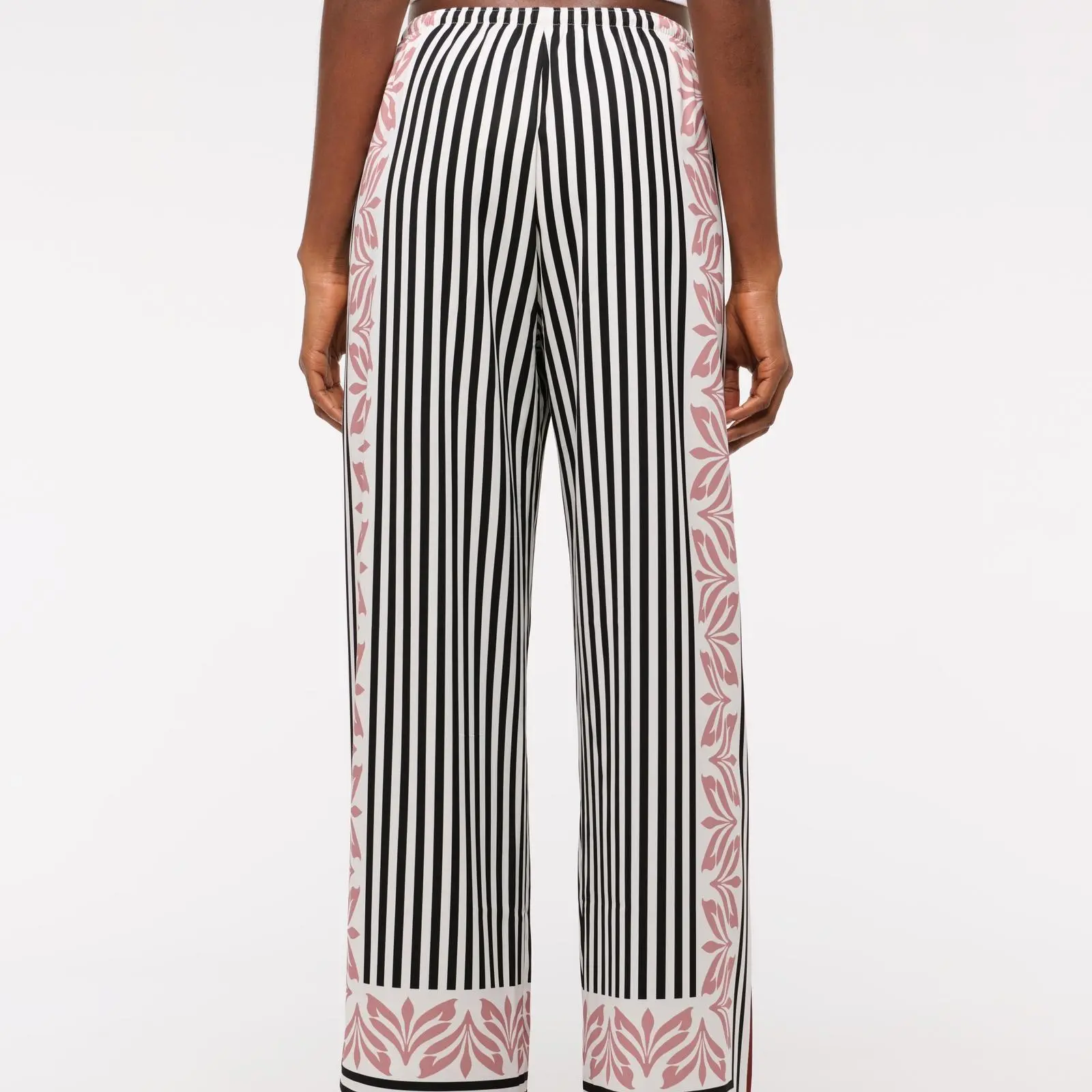 Drapey Wide Leg Pull-On Pant (8).jpg