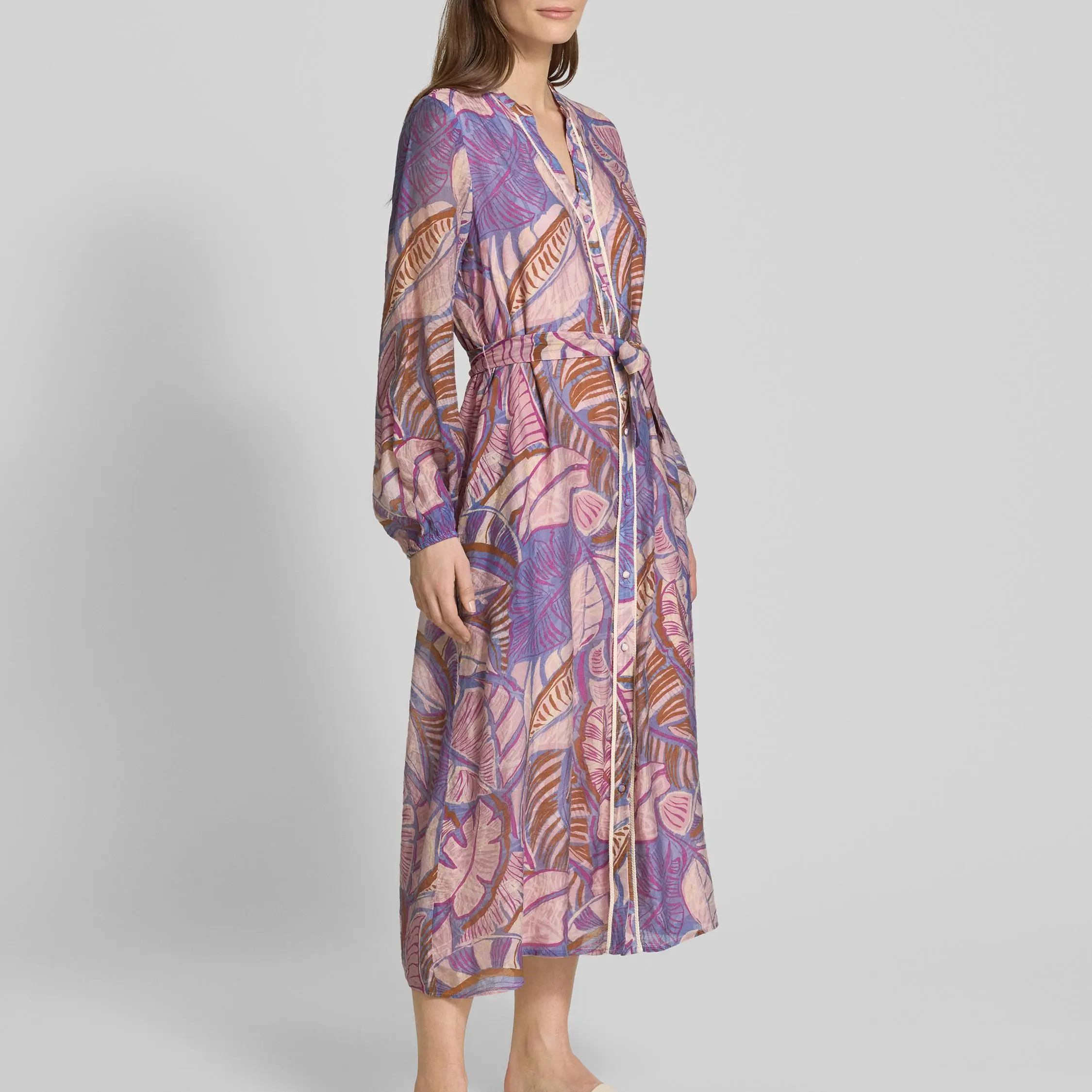 Custom V-neck midi dress in mauve