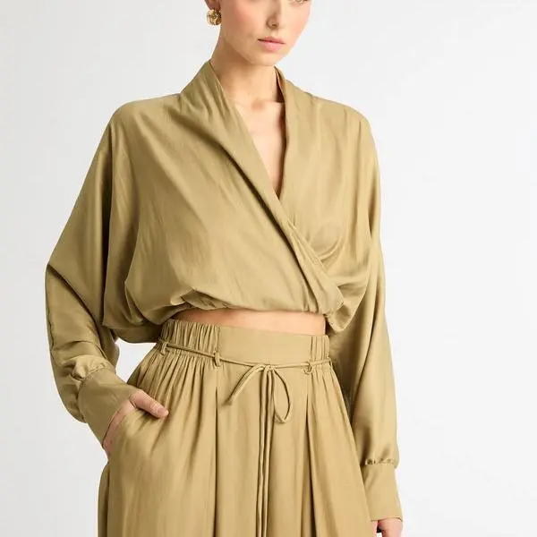 Factory wholesale women ladies blouses and tops