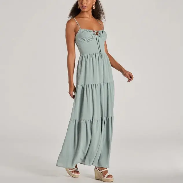 women plus size Maxi Dress.jpg