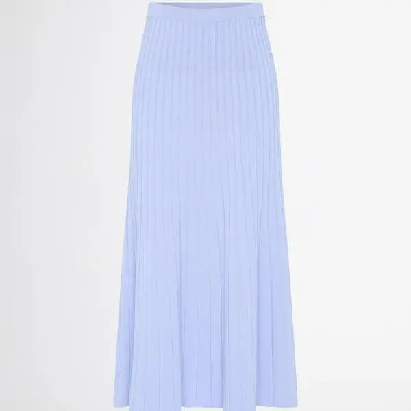 knitted women's skirt.jpg