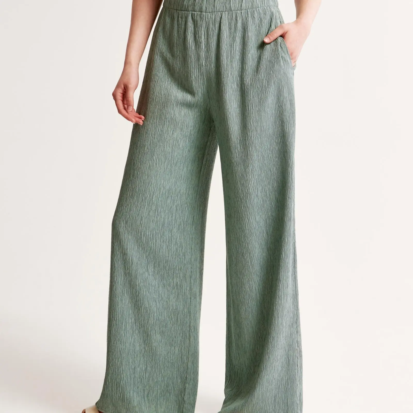 Crinkle Textured Pull-On Pant (2).jpg
