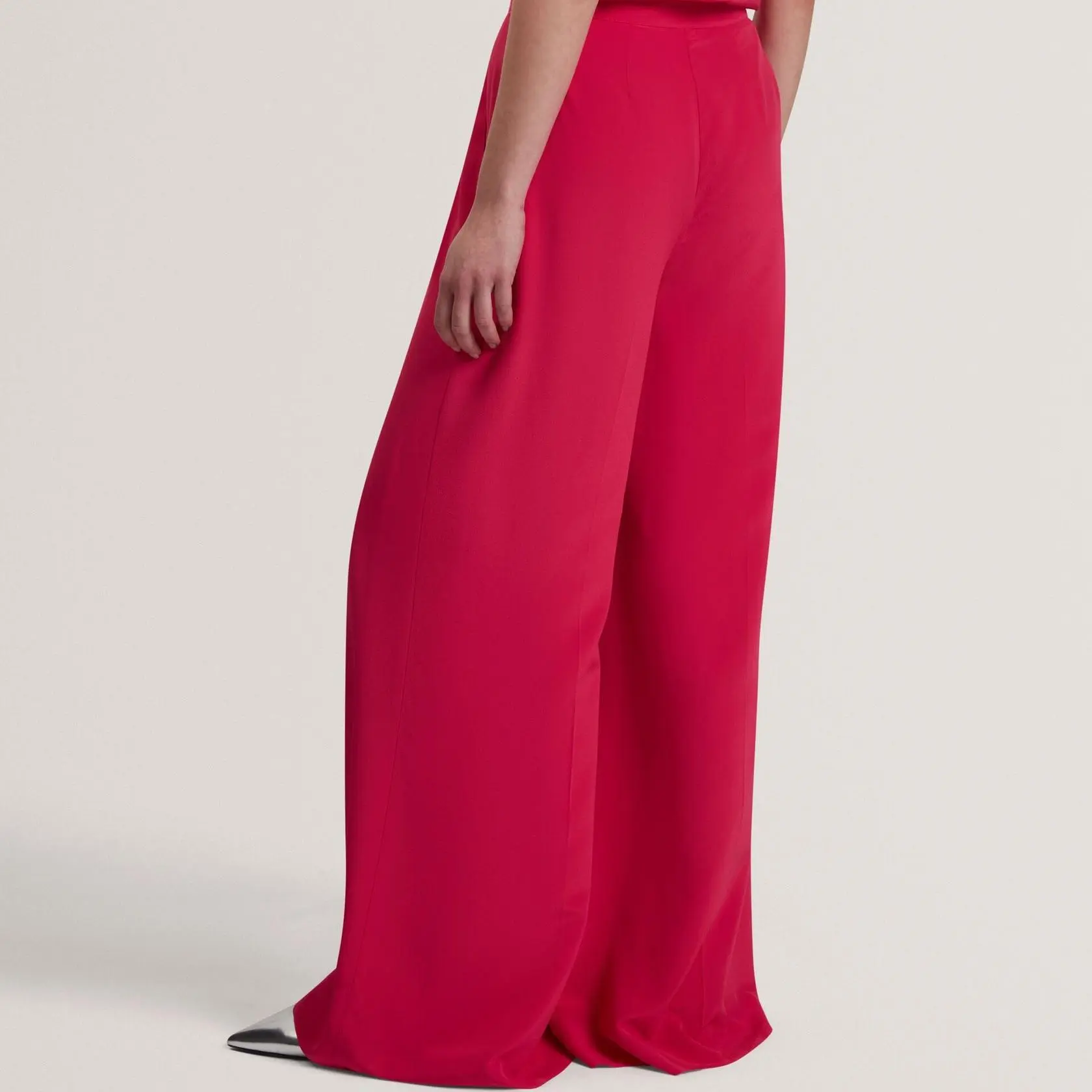 Custom Silk Wide Leg Tailored Trousers (5).jpg