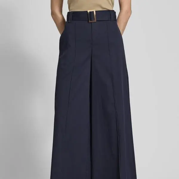 Custom fabric pants with belts and pockets (4).jpg