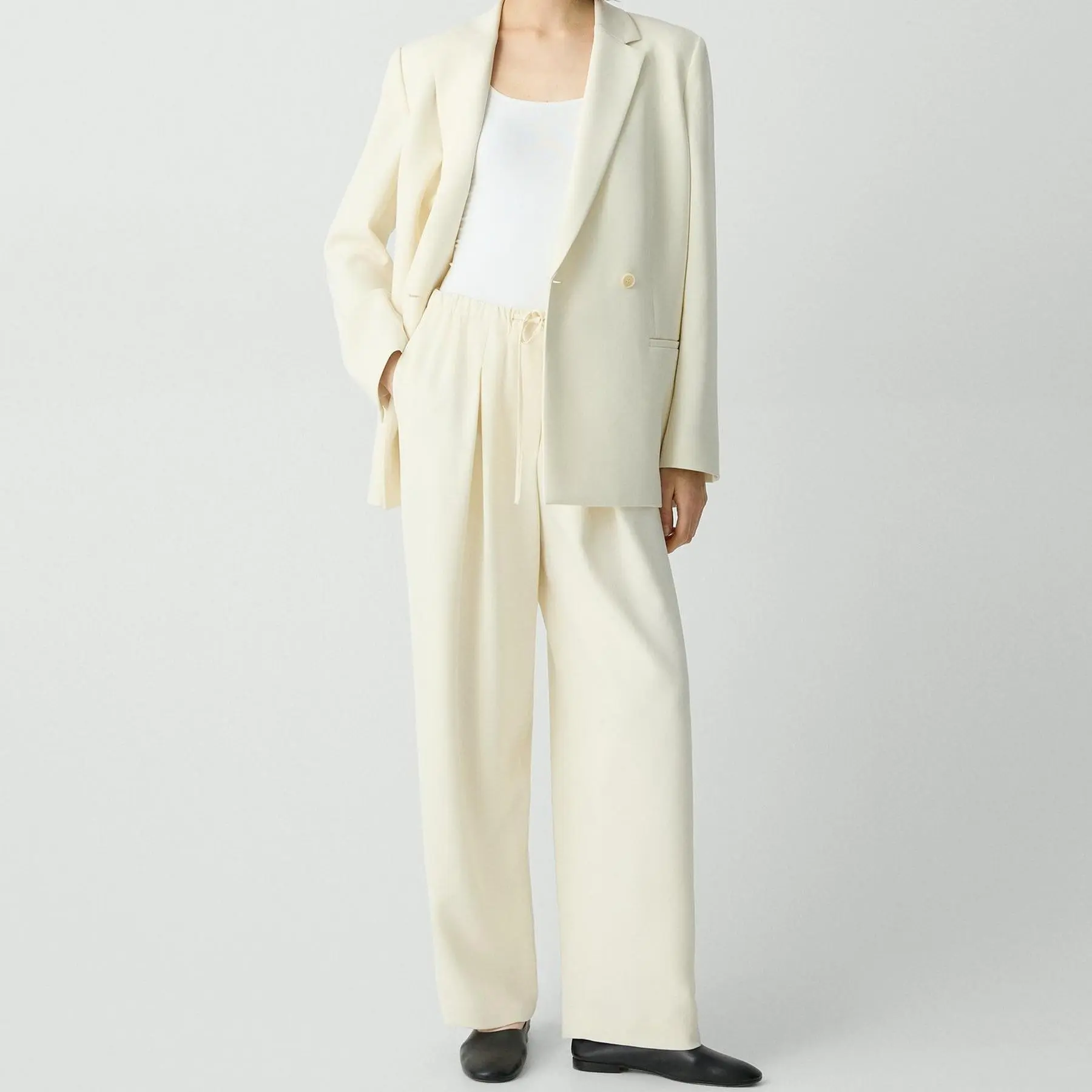 Custom Pleated Pull-On Pant in Admiral Crepe
