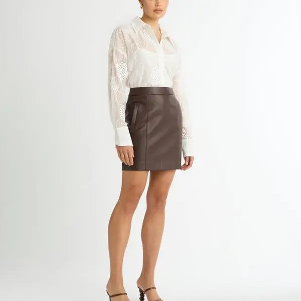 Custom 2025 white long sleeve office blouse for women.jpg