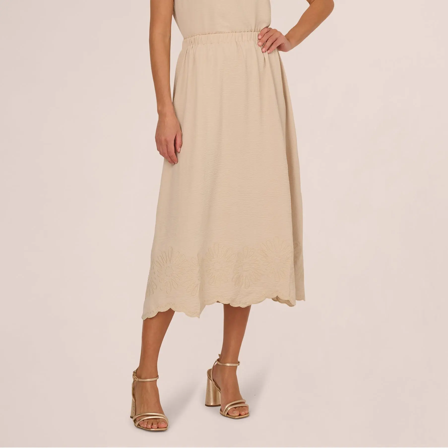 Custom Embroidery Scalloped Hem Midi Skirt (1).jpg