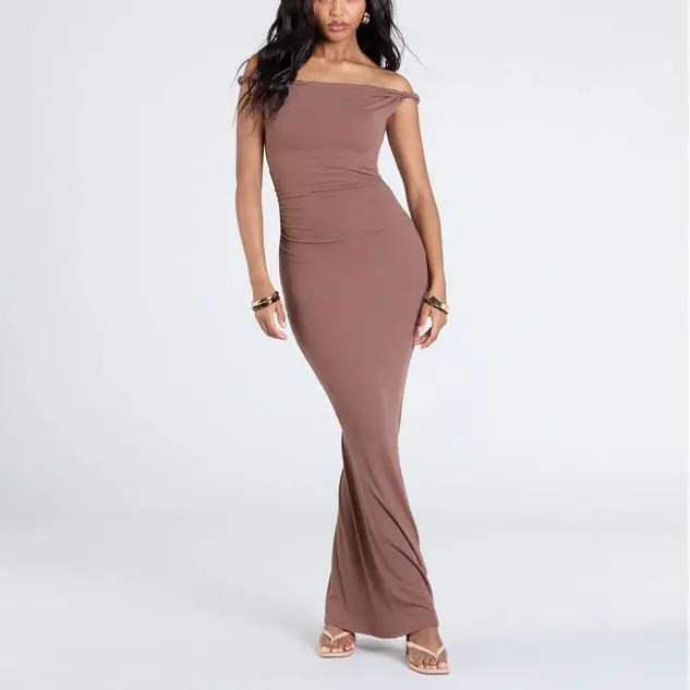 Factory wholesale custom women Alluring Silhouette Off-The-Shoulder Maxi Dress