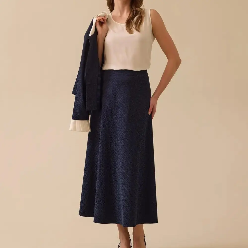 Custom Waist Fitted Pleated Long Skirt (6).jpg
