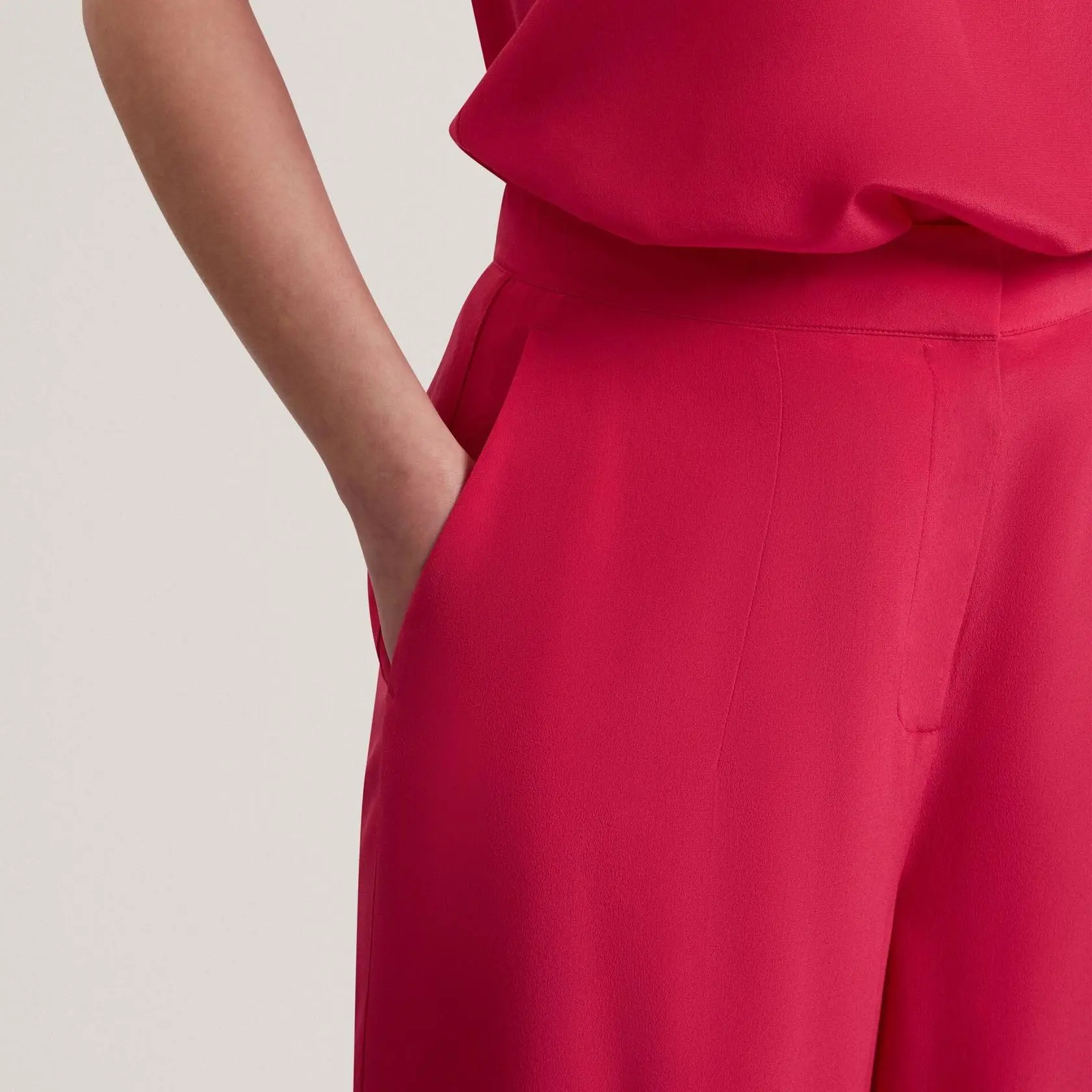 Custom Silk Wide Leg Tailored Trousers (4).jpg